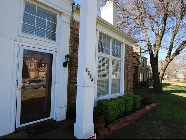 1618 Beach Ln in Arlington, TX - Building Photo - Building Photo
