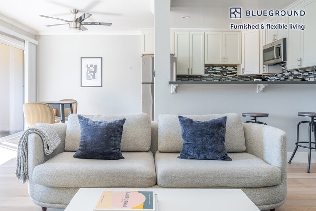 848 Jordan Ave, Unit FL2-ID2091 in Los Altos, CA - Building Photo - Building Photo