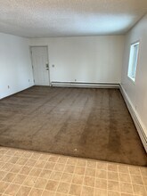 2663 S Turner St in Fairbanks, AK - Building Photo - Building Photo