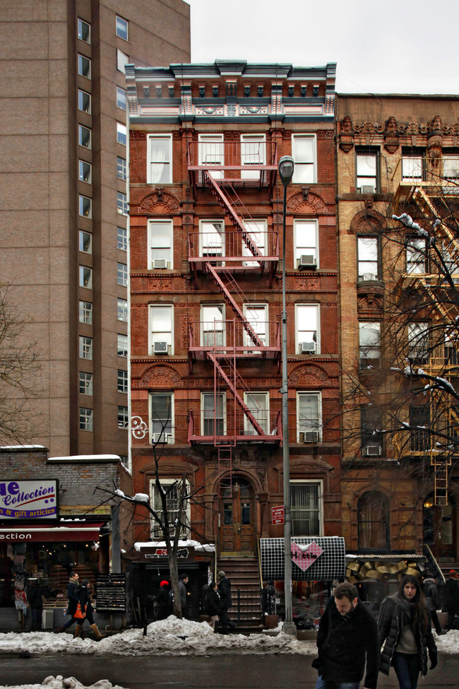 5 St. Marks Pl in New York, NY - Building Photo - Building Photo