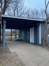 521 E 57th Pl N in Tulsa, OK - Foto de edificio - Building Photo