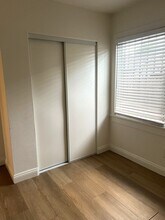 227-229 E 78th St in Los Angeles, CA - Building Photo - Building Photo