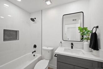 7160 Alsacia St in San Diego, CA - Building Photo - Building Photo