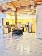 1015 Washington Ave, Unit #401 in St. Louis, MO - Building Photo - Building Photo