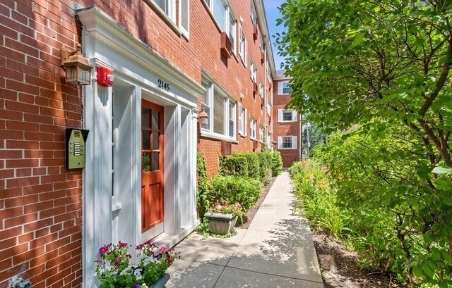 2145 Ridge Ave in Evanston, IL - Building Photo - Building Photo