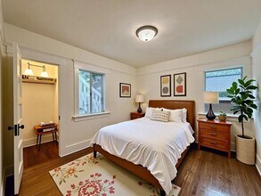 1110 Echo Park Ave in Los Angeles, CA - Building Photo - Building Photo