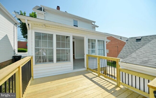 31 W Whitlock Ave in Winchester, VA - Building Photo - Building Photo