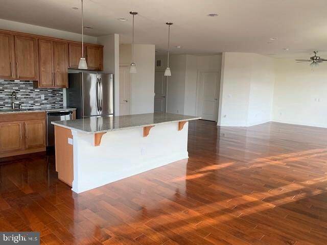 property at 2 N Commerce Square