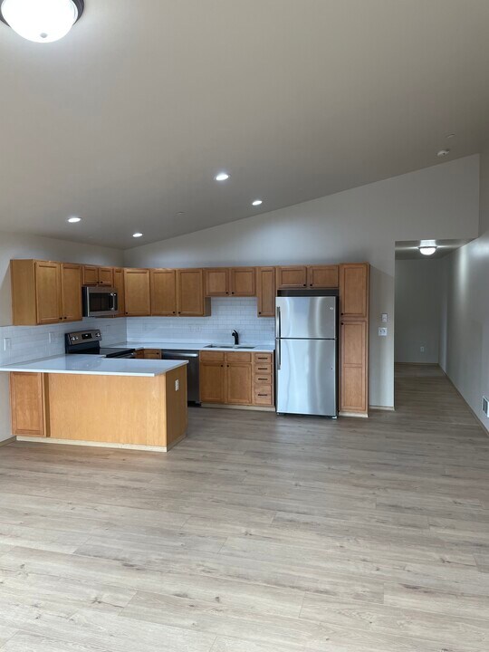 3010 Everett Ave, Unit B in Everett, WA - Foto de edificio