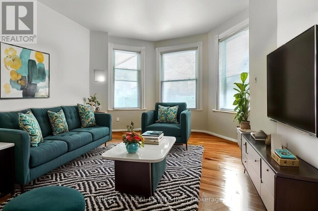 property at 265-265 Barrie Rd