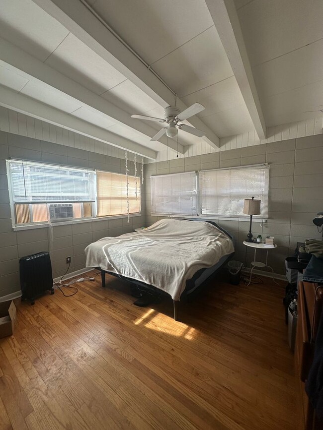 717 Edgewood St in Tallahassee, FL - Foto de edificio - Building Photo