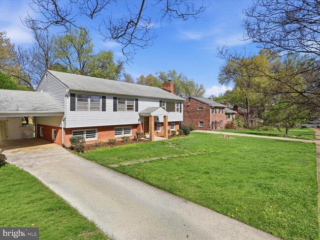 property at 1708 Monza Rd