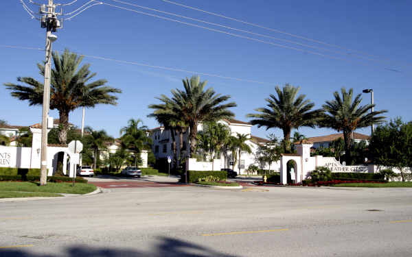 Villas De Tuscany Condos in Sunrise, FL - Building Photo - Building Photo