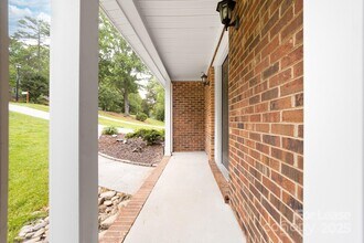 616 Silversmith Ln in Charlotte, NC - Building Photo - Building Photo