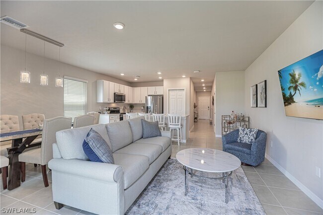 15172 Wildflower Cir in Naples, FL - Building Photo - Building Photo