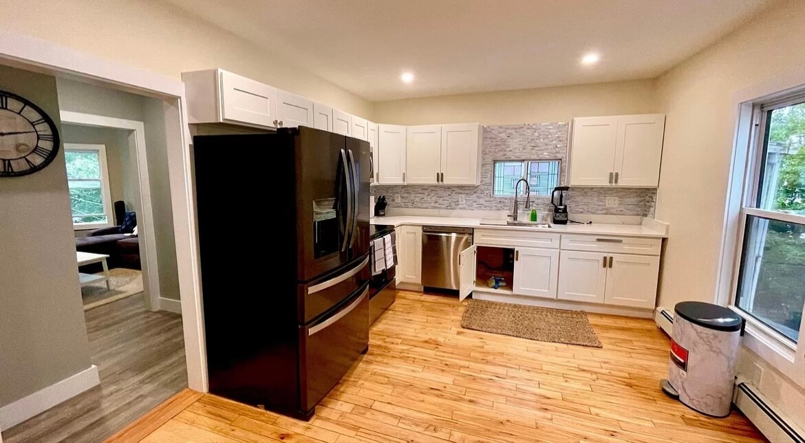 33 Gilman St, Unit 2 in Somerville, MA - Building Photo