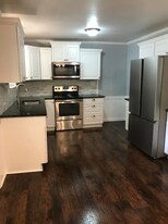 1707 Woodside Dr in Springfield, TN - Building Photo