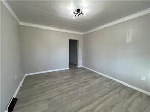 405 Sumner Ave in New Castle, PA - Foto de edificio - Building Photo