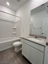 7970 Texas Hls St, Unit 1 in Las Vegas, NV - Building Photo - Building Photo