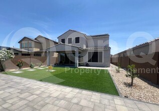 9030 S 67th Dr in Phoenix, AZ - Building Photo - Building Photo