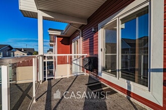 2207-2207 44 Ave NW in Edmonton, AB - Building Photo - Building Photo