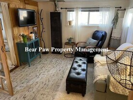 5240 S Cubmont Dr in Evergreen, CO - Building Photo