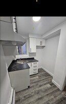 6305 De La Roche in Montréal, QC - Building Photo