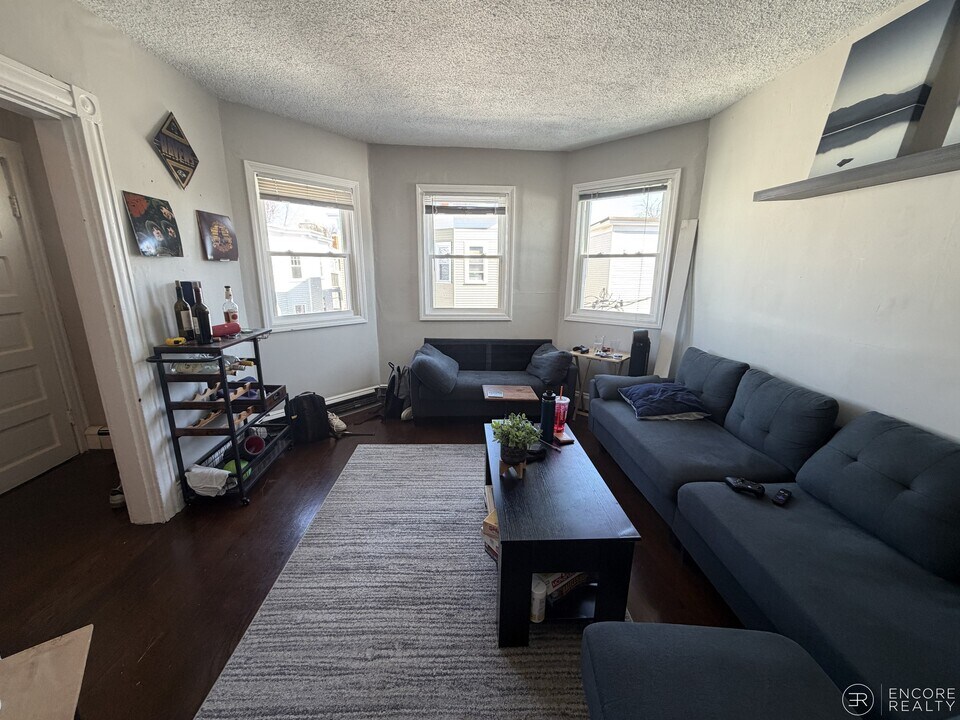 34 Speridakis Terrace in Cambridge, MA - Building Photo