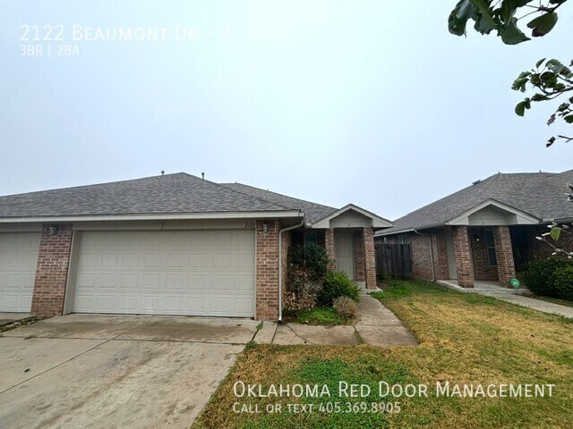 2122 Beaumont Dr in Norman, OK - Building Photo