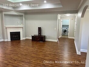 127 Breckenridge Dr in Oxford, MS - Foto de edificio - Building Photo