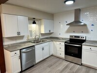 1216 W Chautauqua St