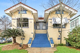 7800 Walmsley Ave, Unit 7800 in New Orleans, LA - Building Photo