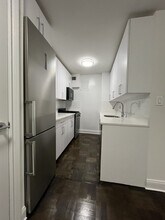 96 Fifth Avenue, Unit 10A in New York, NY - Foto de edificio - Building Photo