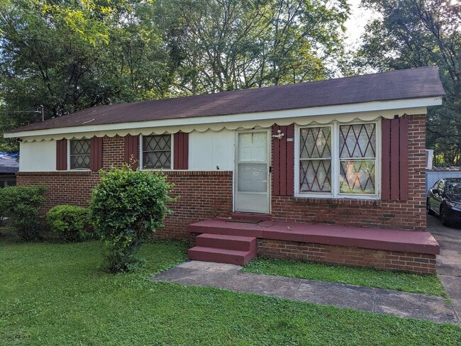 property at 1713 Niblick Ave NW