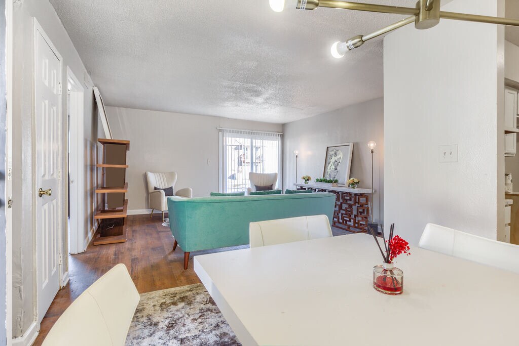 The Residences at Glen Oaks Apartments in Jackson, MS
