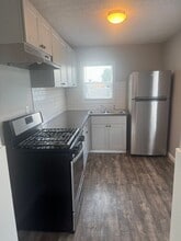 1321 Lakeview Dr in Parkersburg, WV - Building Photo - Building Photo