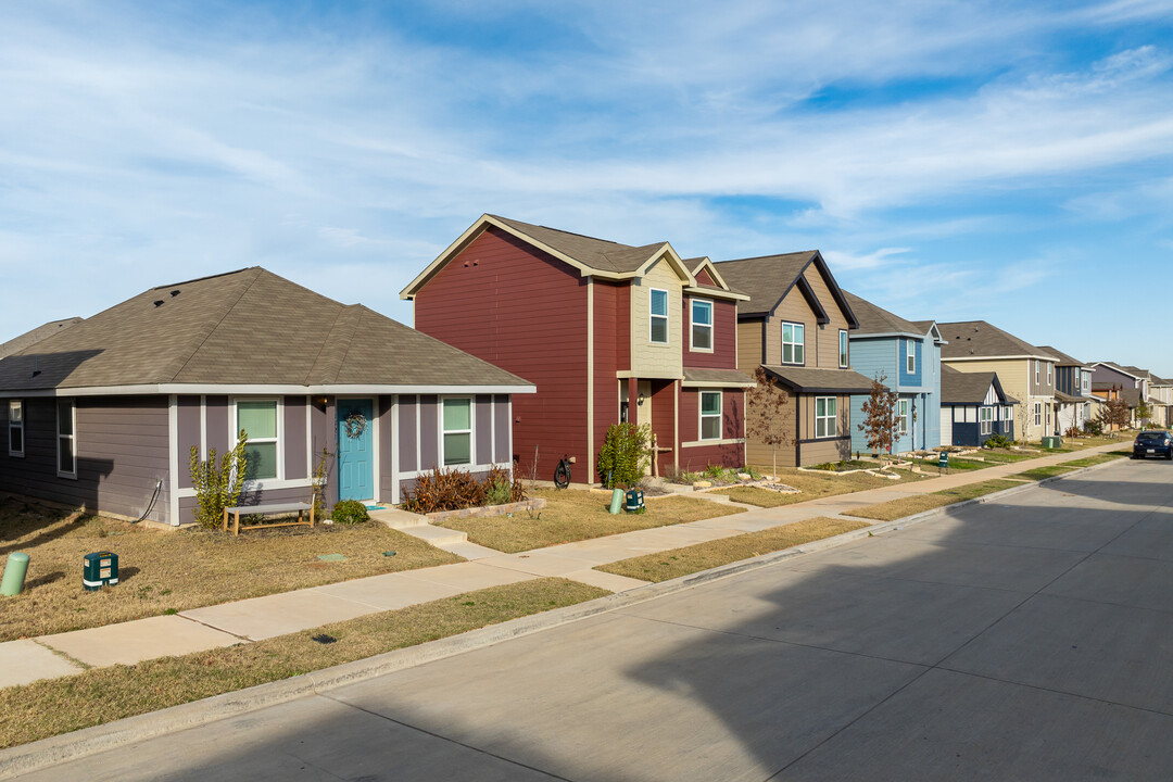 Legend Homes at Enchanted Bay in Fort Worth, TX - Building Photo