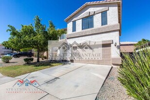 484 E Cheyenne Rd in Queen Creek, AZ - Building Photo