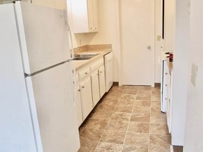 1817 Wilding Pl in Stayton, OR - Foto de edificio - Building Photo