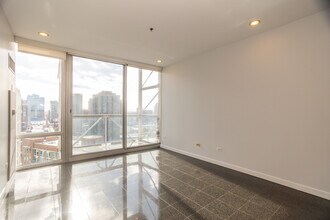 653 N Kingsbury St in Chicago, IL - Building Photo - Building Photo