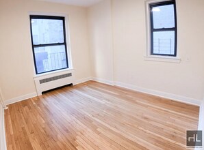 EAST 82 STREET in New York, NY - Building Photo - Building Photo