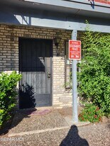 6700 Escondido Dr in El Paso, TX - Building Photo