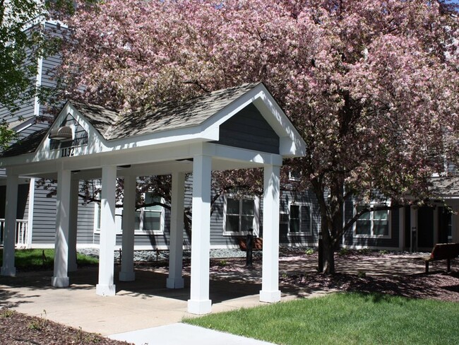 Elliot Court Apartments in Minneapolis, MN - Building Photo - Building Photo