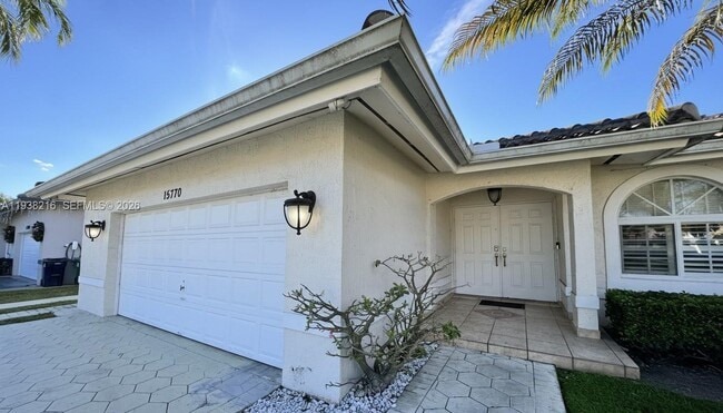 15770 SW 141st Ct in Miami, FL - Building Photo - Building Photo