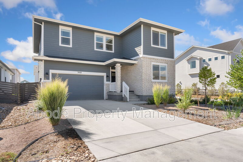2418 Cottongrass Ave in Loveland, CO - Foto de edificio