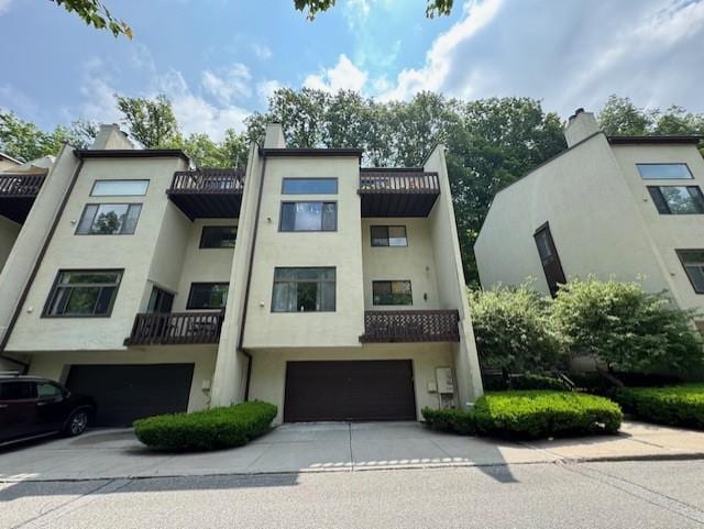property at 352 N Greeley Ave
