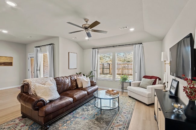 2219 S 9th St in Rogers, AR - Foto de edificio - Building Photo