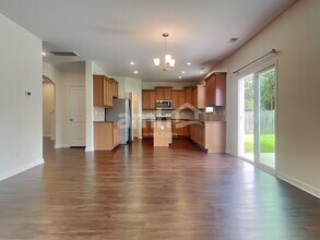 656 Silver Moss Dr in Moncks Corner, SC - Building Photo - Building Photo