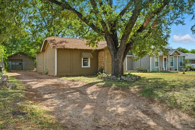 1125 Pecan St in Abilene, TX - Building Photo - Building Photo