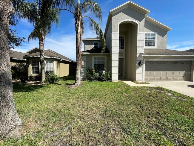 2915 Trinity Cottage Dr in Land O Lakes, FL - Foto de edificio - Building Photo